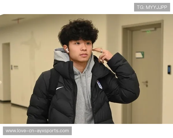 大连英博稳定阵容，吕鹏迎接新挑战